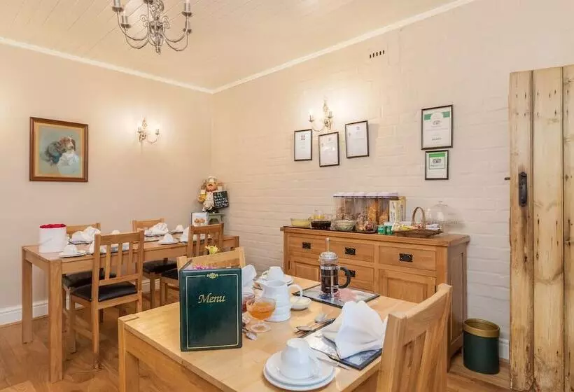 Aamiaismajoitus (B&B) Stilworth House