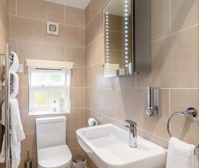 住宿加早餐  Stilworth House