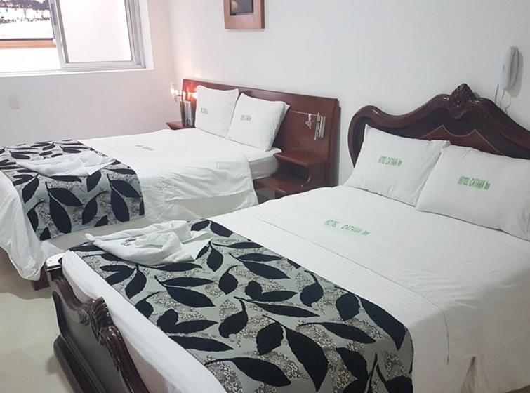 Отель Catama Inn