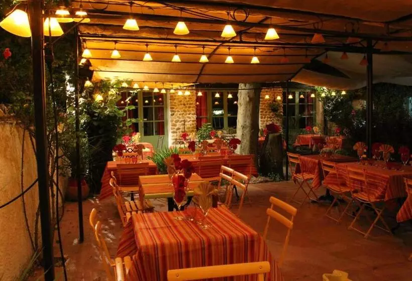 Hotelli L'auberge Des Collines