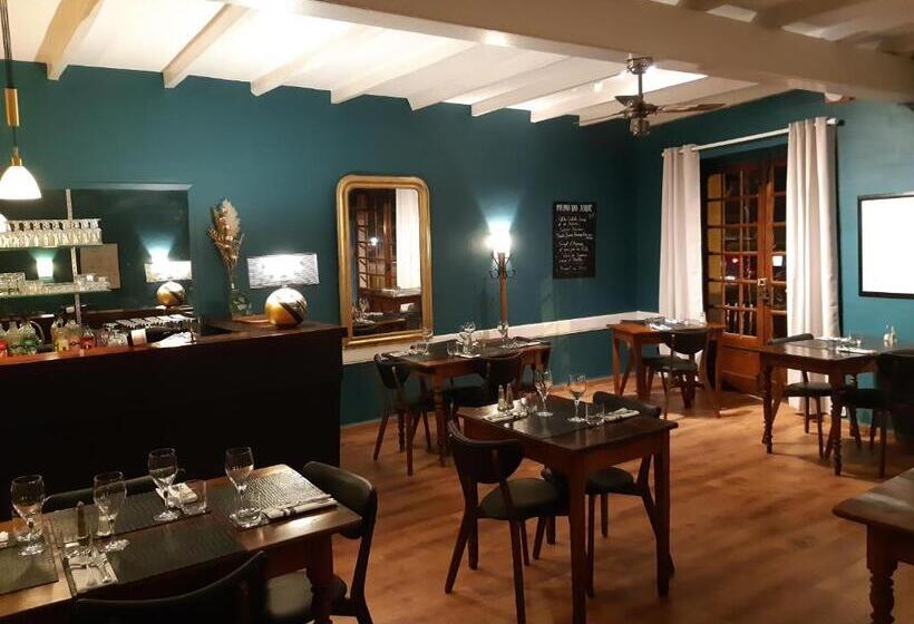 Отель L'auberge Des Collines