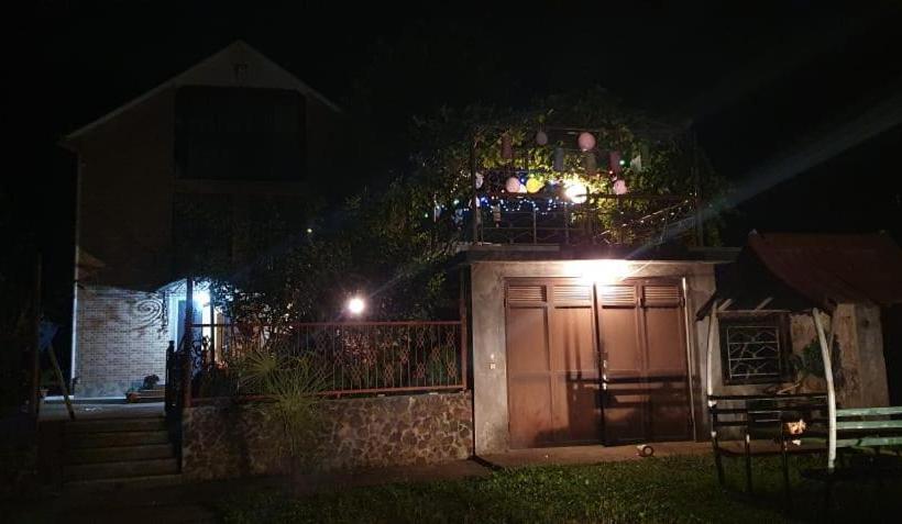 پانسیون Dato S Guesthouse