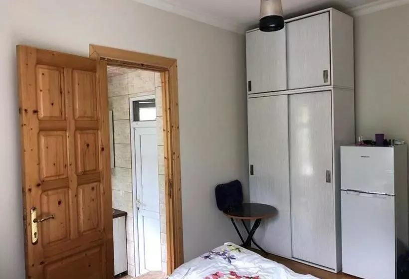 پانسیون Dato S Guesthouse