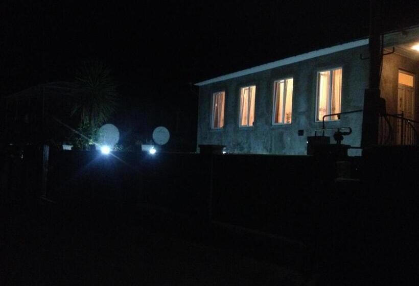 پانسیون Guest House Maxim