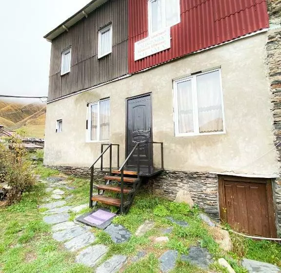پانسیون Guesthouse Ailama