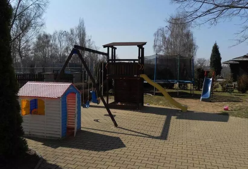 Majatalo Penzion Oáza