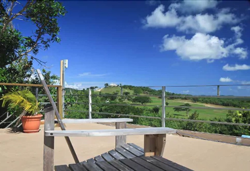 پانسیون Villa Coral Guesthouse