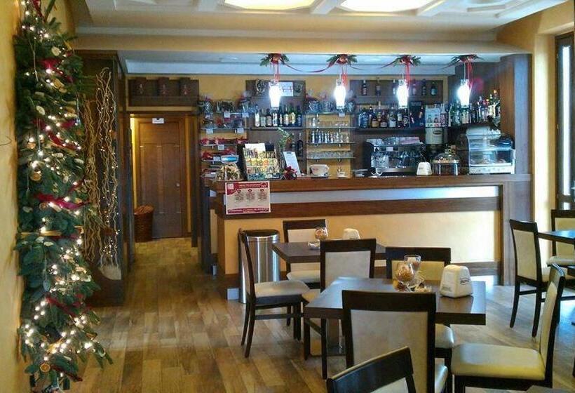 بنسيون Villa Tivoli