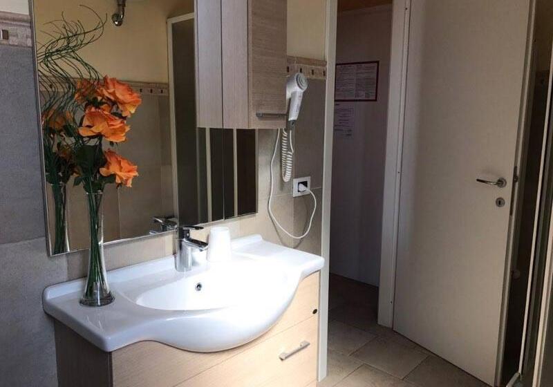 بنسيون Villa Tivoli