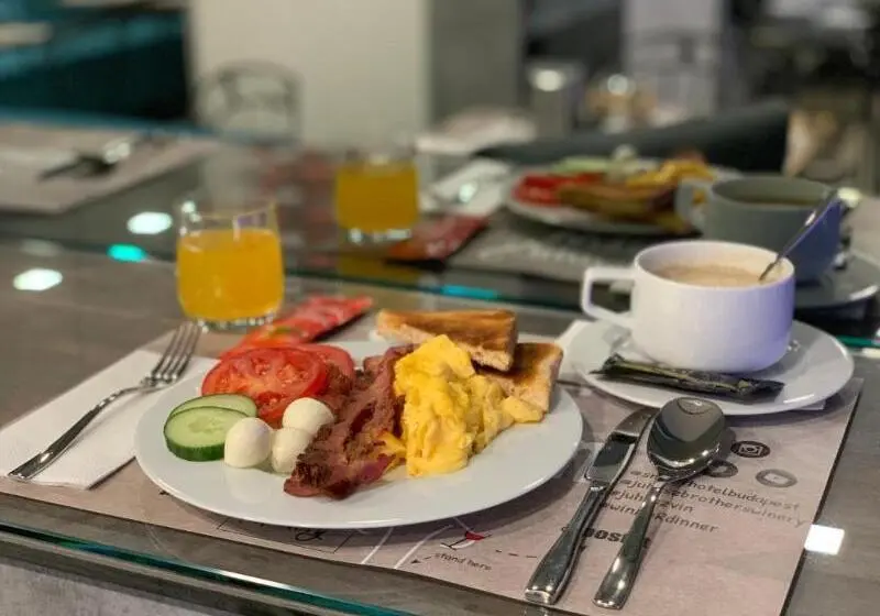 هتل Smart Carrara Apartments
