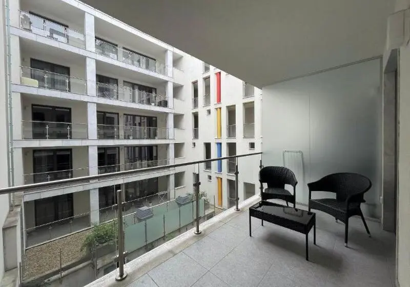 هتل Smart Carrara Apartments