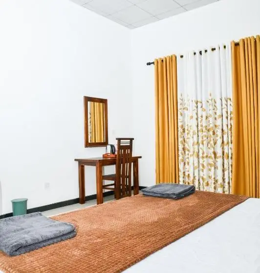 ペンション Evergreen Resort Udawalawe