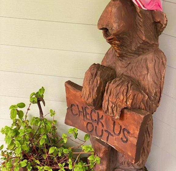 Goldilocks Bed & Breakfast