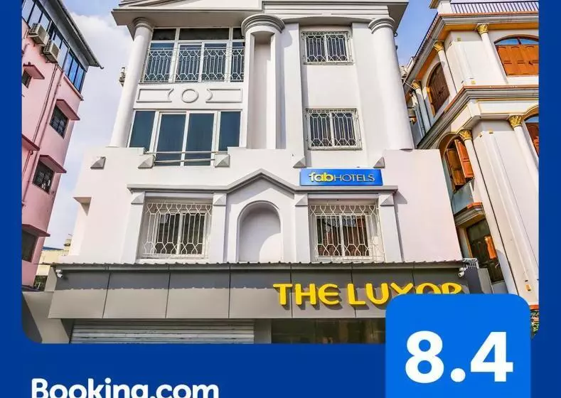 Fabhotel Luxor   Nr Acropolis Mall