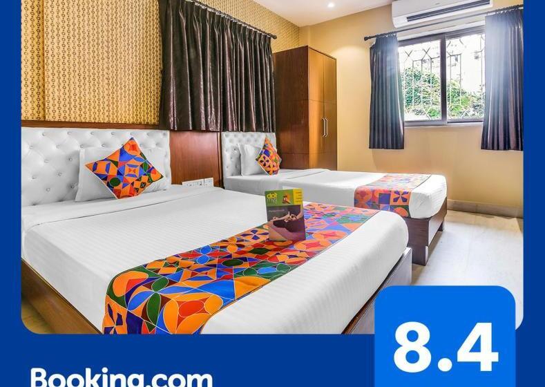 Fabhotel Luxor   Nr Acropolis Mall