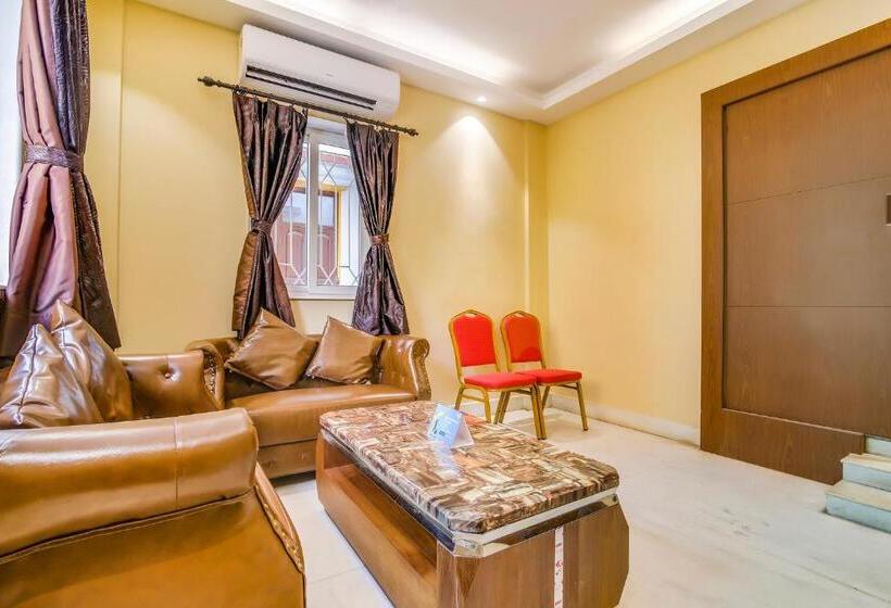 Fabhotel Luxor   Nr Acropolis Mall