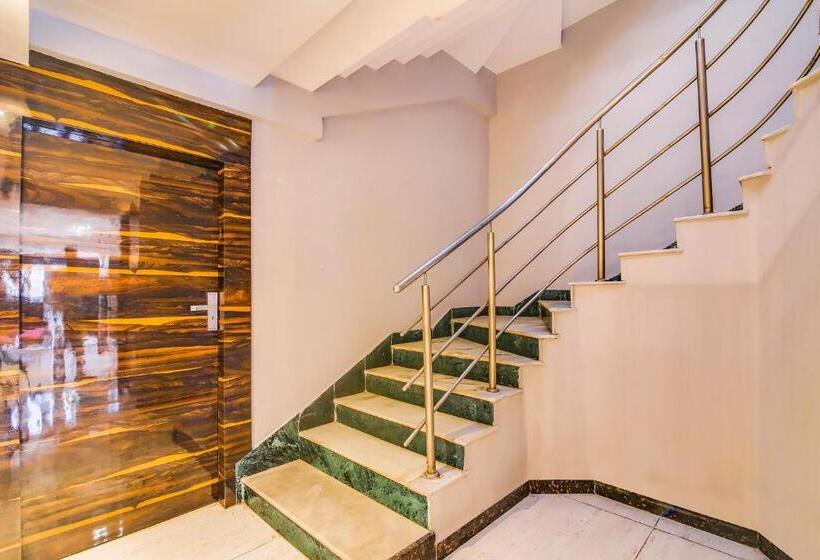 Fabhotel Luxor   Nr Acropolis Mall