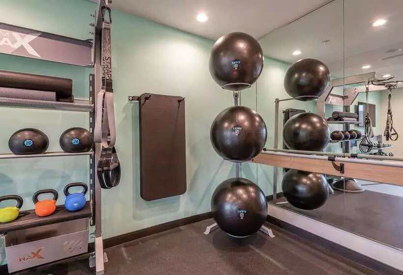 هتل Tru By Hilton Orangeburg