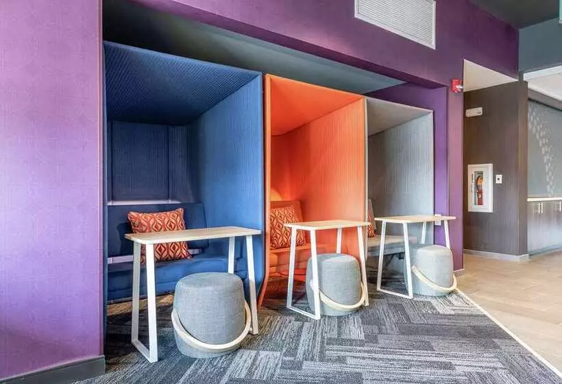 هتل Tru By Hilton Orangeburg