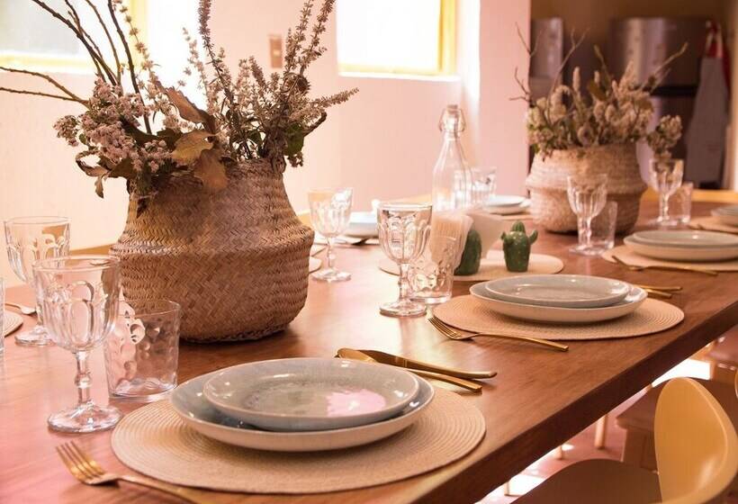 پانسیون Cactus