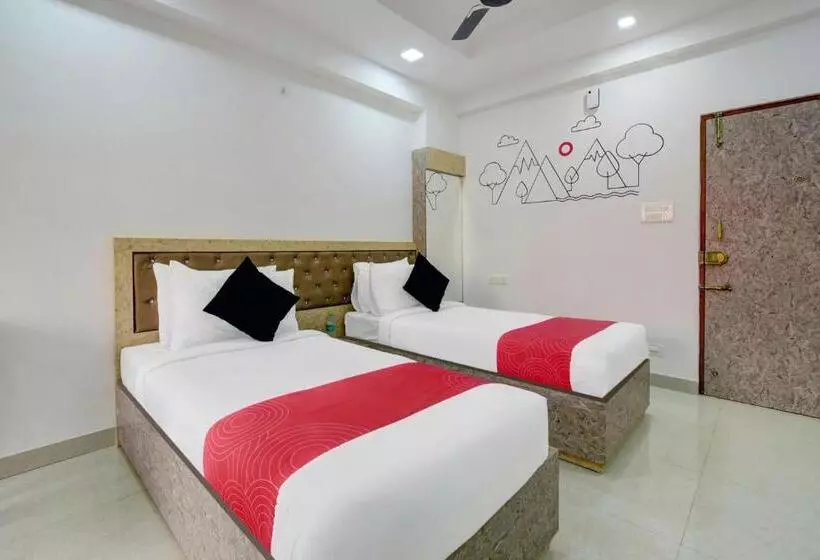 ホテル Super Grand Collection O Near Sarjapur Road Near 7d Voyage