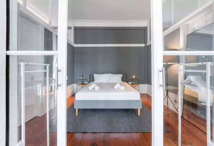 پانسیون Guestready   Innvict Building