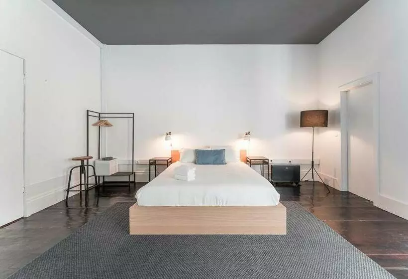 پانسیون Guestready   Innvict Building