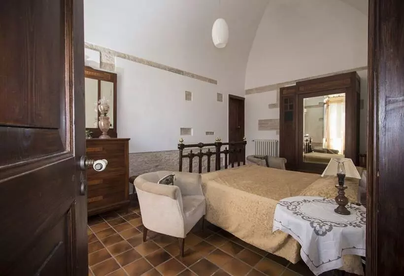 Hotelli Masseria Citulo Il Pino Grande