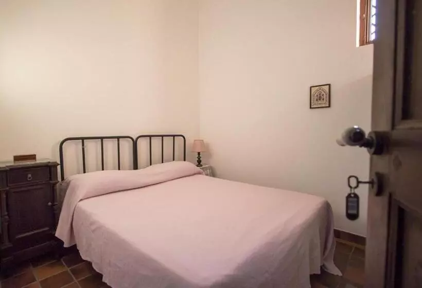 Hotelli Masseria Citulo Il Pino Grande