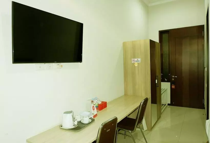 ホテル Oyo 493 Permata Jingga Aa 19 Boutique Syariah