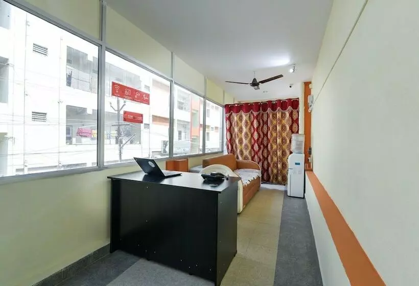 هتل Oyo 8147 Short Stay Homes