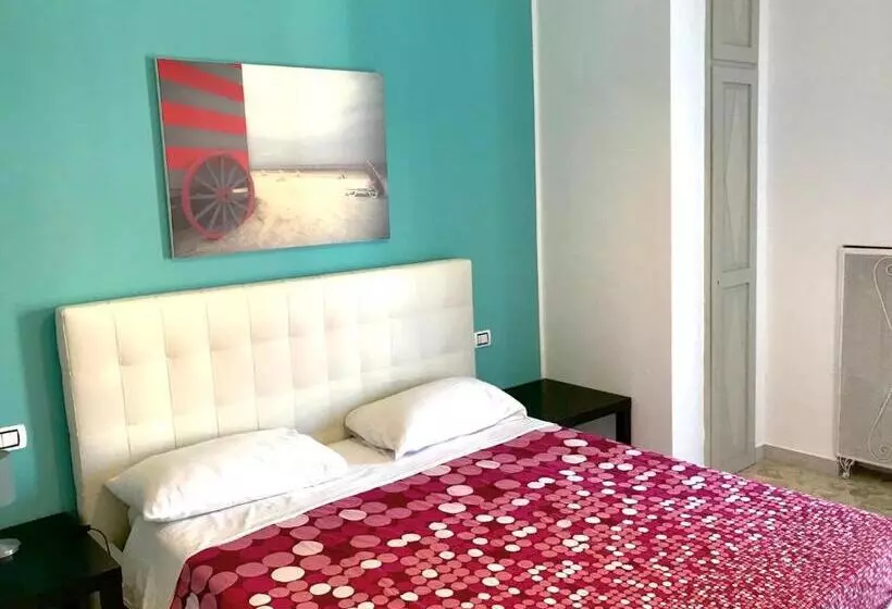 تختخواب و صبحانه Room 110 Bari  Guesthouse