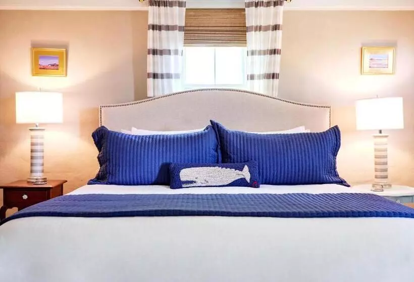 Cedar Hill Farm B & B