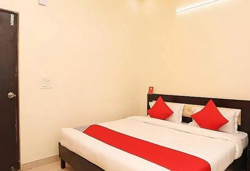 Flagship Hotel Rock Star