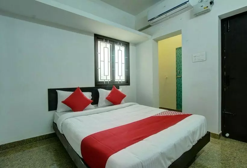 ホテル Oyo 24597 Dheeran Home Stay