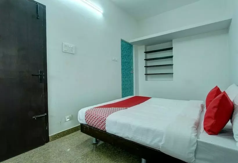 ホテル Oyo 24597 Dheeran Home Stay