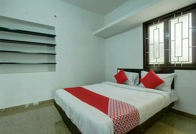 ホテル Oyo 24597 Dheeran Home Stay
