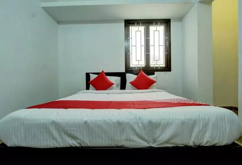 ホテル Oyo 24597 Dheeran Home Stay