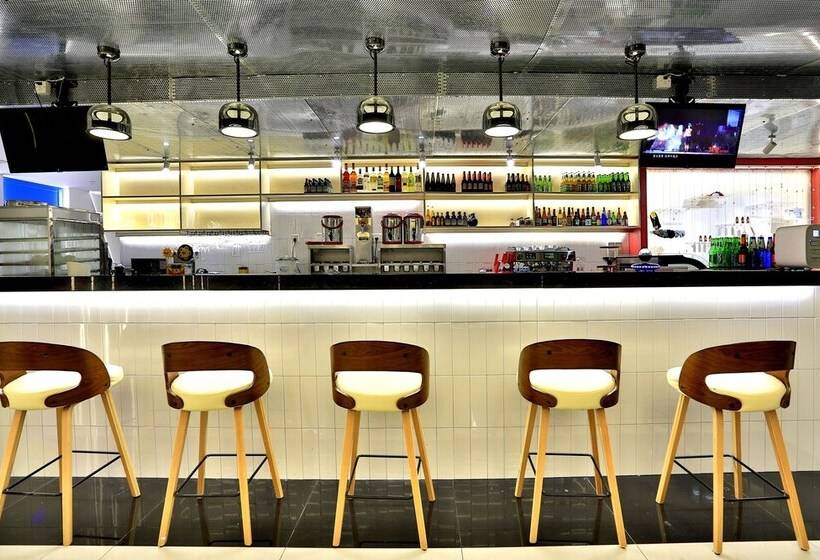 Hangzhou Infinity Youth Hostel