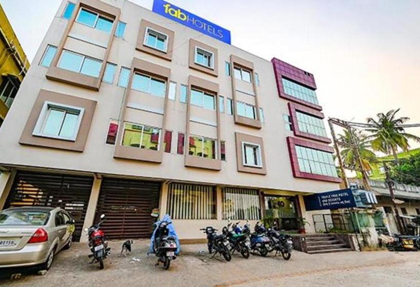 Fabhotel Triple Tree   Bhubaneswar Railway Station