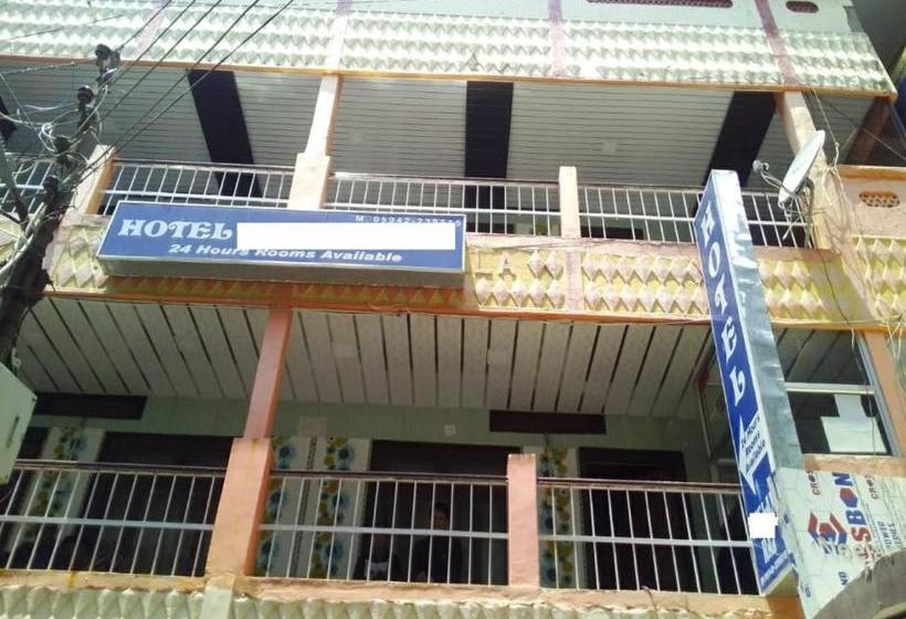 Hotel Goroomgo Neelam Raj Mallital, Nainital