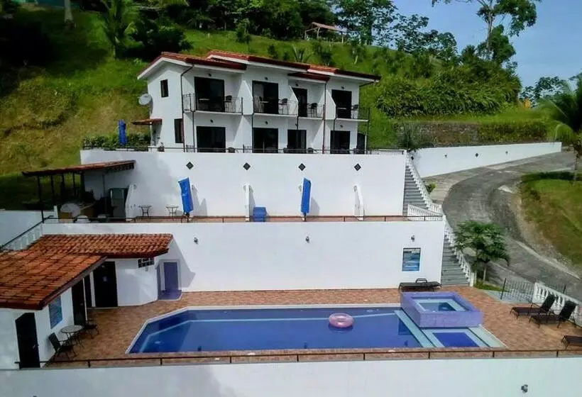 Hotelli Los Cielos Del Caribe