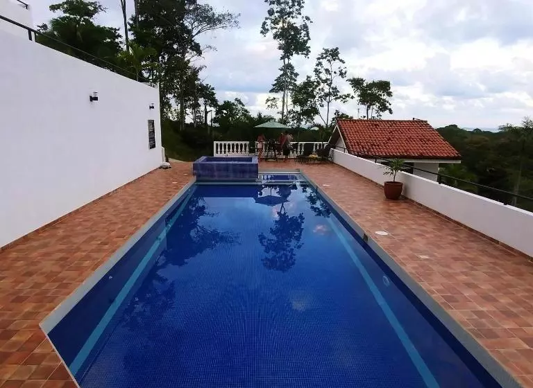 Hotelli Los Cielos Del Caribe