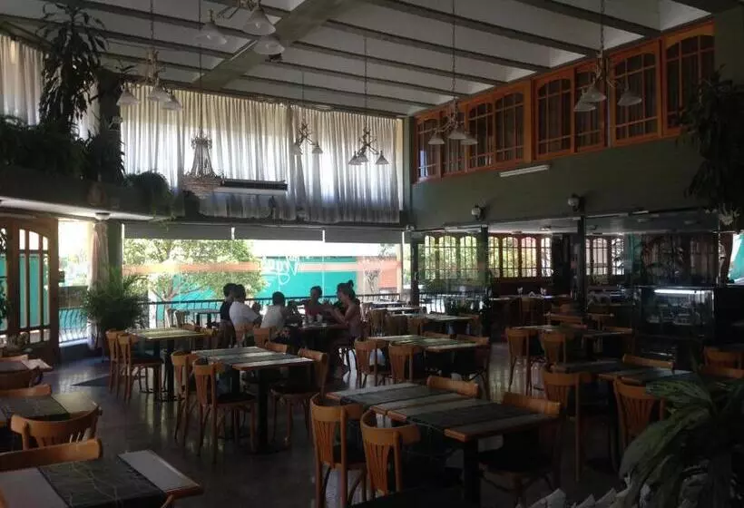 Hotelli Continental Cosquin