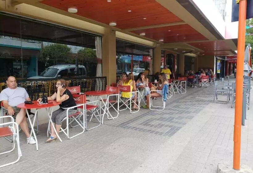 Hotelli Continental Cosquin