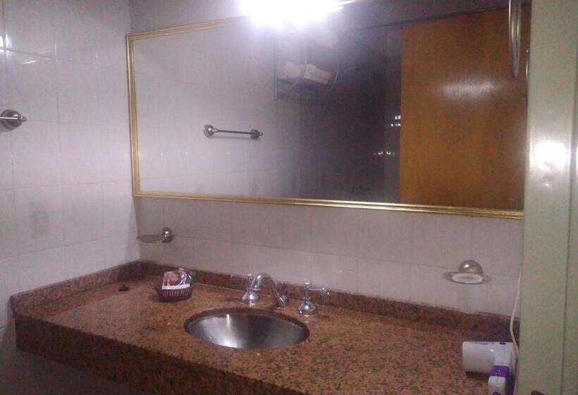 فندق Continental Cosquin