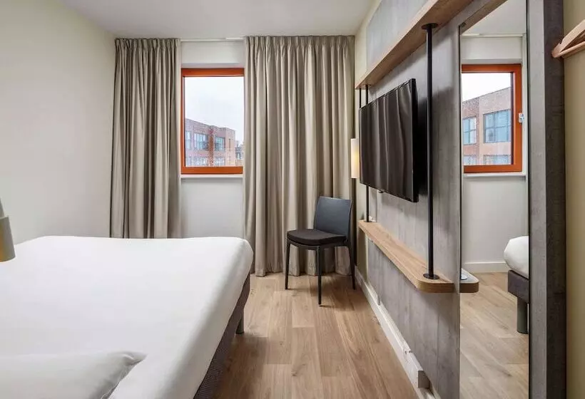 Hotelli Ibis Budget Swindon