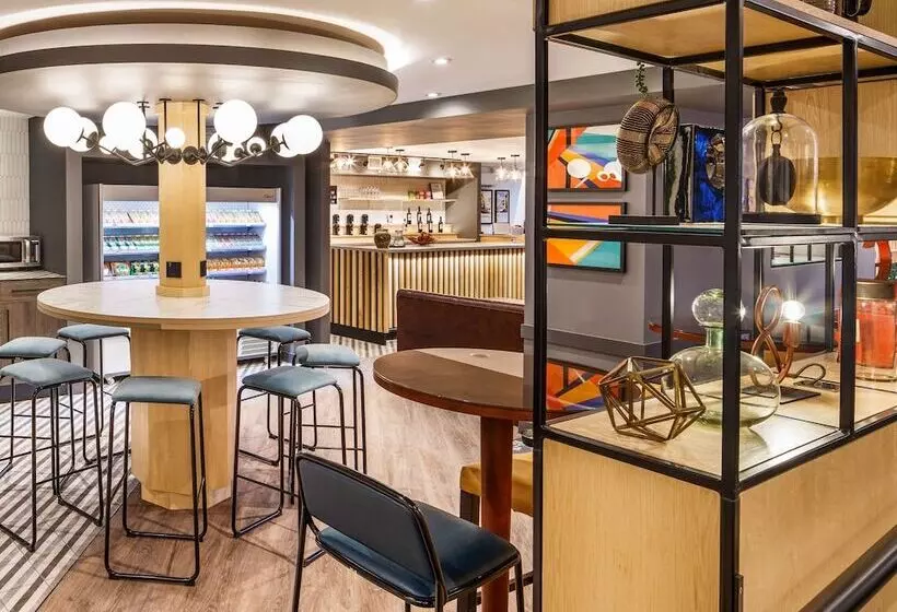 Hotelli Ibis Budget Swindon