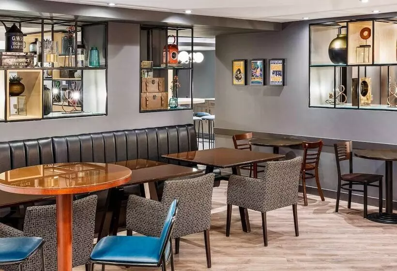 Hotelli Ibis Budget Swindon