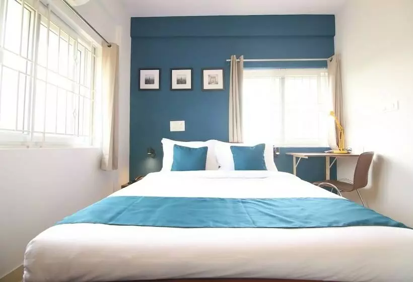 ホテル Silverkey Executive Stays 23042 Global Village Tech Park